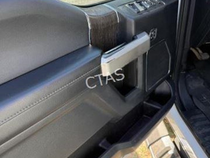 2021-ford-f350-image-25