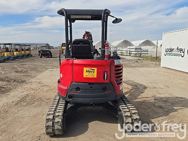 2022-yanmar-vio35-6a-image-4