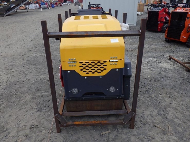 2025-sdlool-sl1000-ride-on-road-roller-image-5