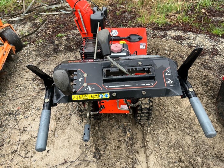 ariens-24"-walk-behind-snow-blower-image-9