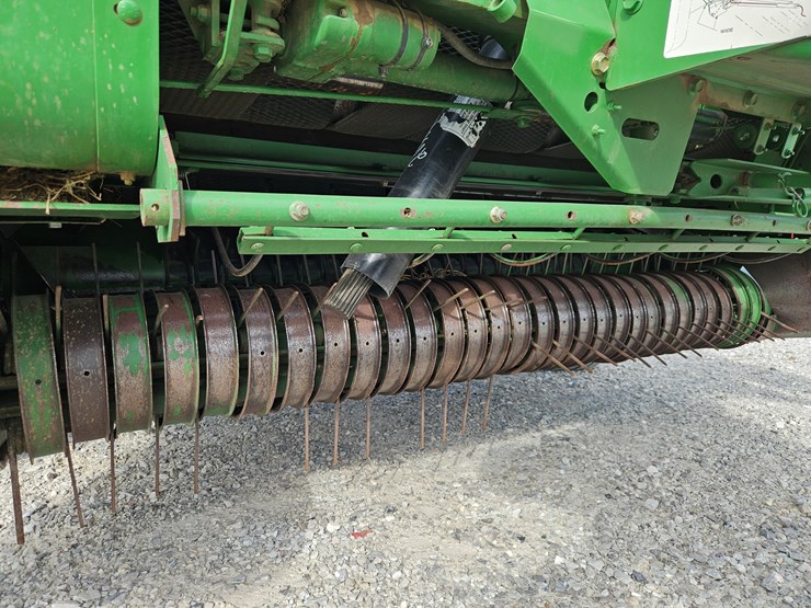 2003-john-deere-567-image-4