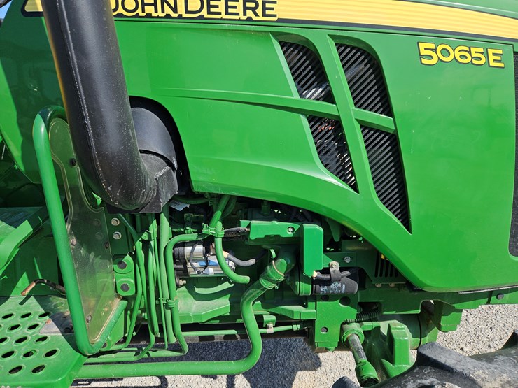 john-deere-5065e-image-4