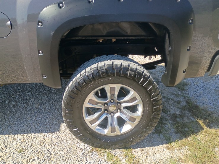2010-chevrolet-silverado-1500-image-79