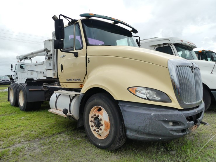 2009-international-prostar-image-2