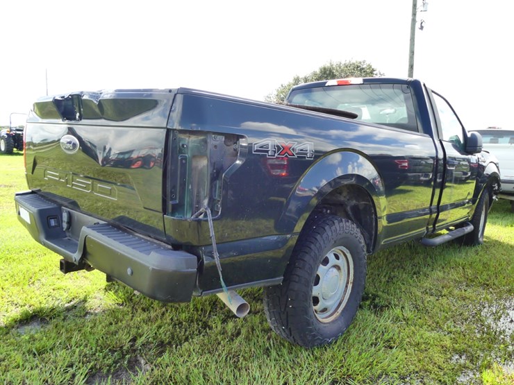 2019-ford-f150-xl-image-4
