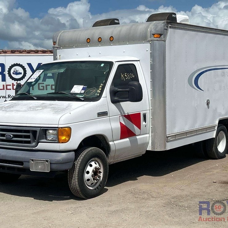2006 FORD E350