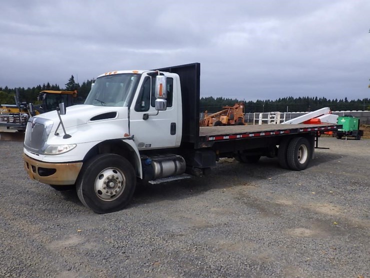 2015-international-durastar-4300-image-1