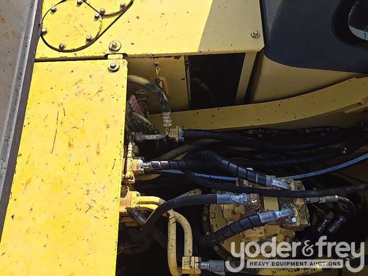 2005-komatsu-pc300-lc-7-image-55