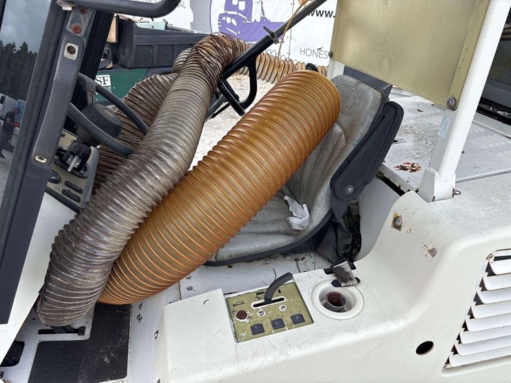 turf-vacuum-image-14
