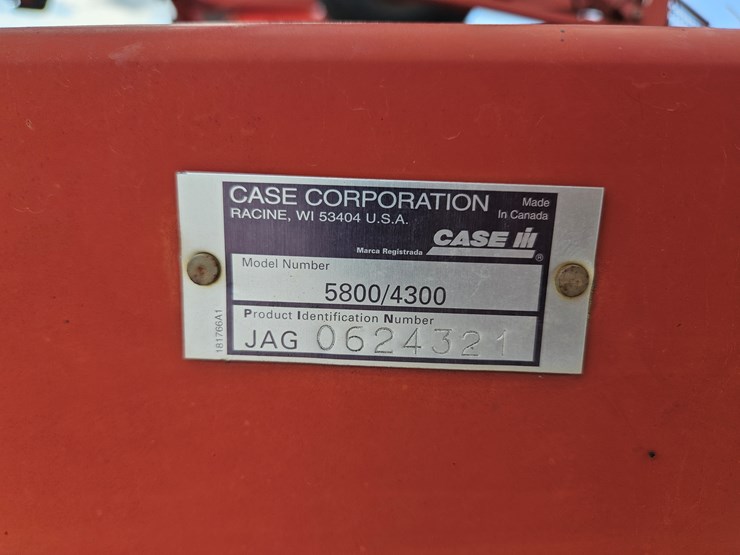 case-ih-4300-image-10