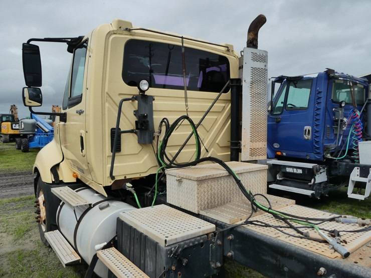 2009-international-prostar-image-6