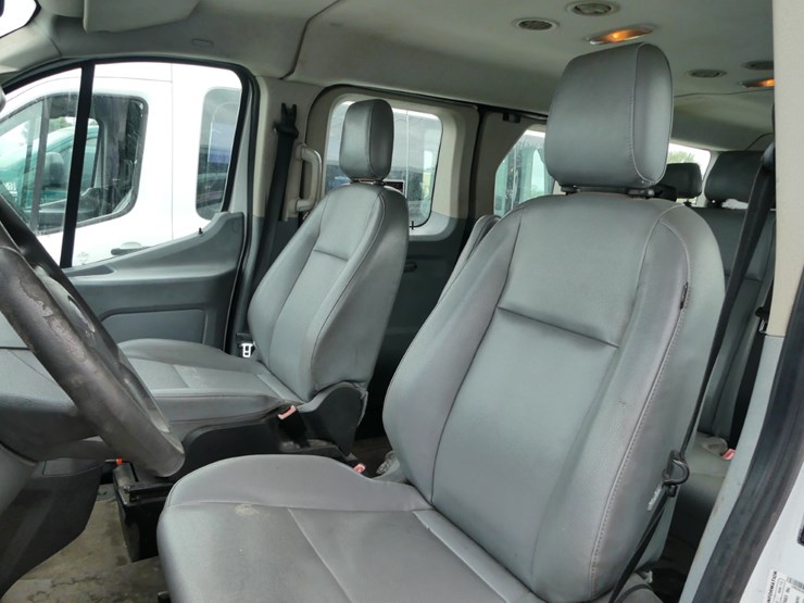 2016-ford-transit-image-10