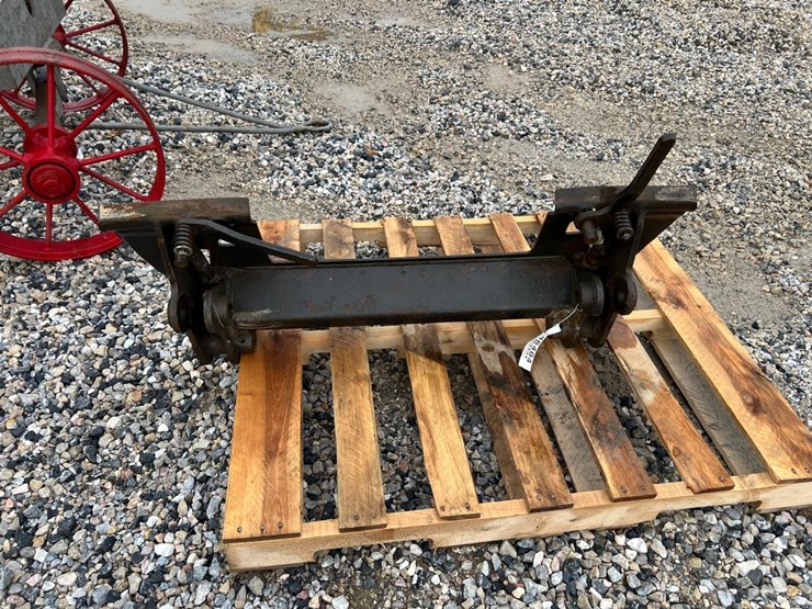 bobcat-skid-steer-quick-attach-plate-image-5