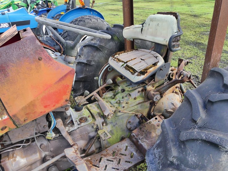 massey-ferguson-231-image-9