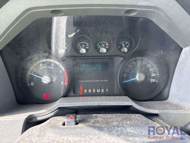 2016-ford-f550-image-8