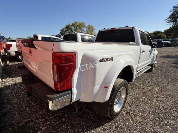 2022-ford-f450-image-8