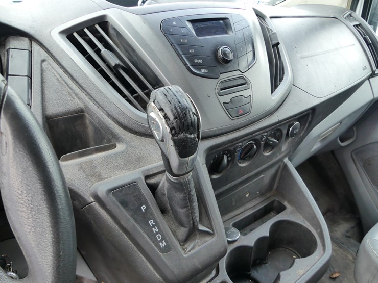 2016-ford-transit-image-13
