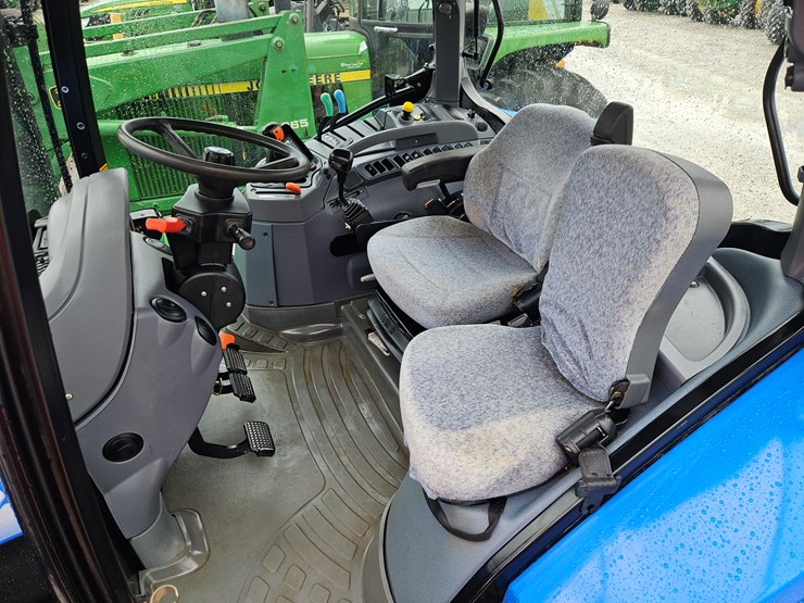 2008-new-holland-t6050-image-8