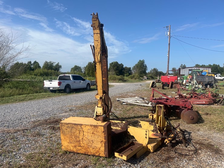 #136-•-side-cutter-attchment-for-tractor-image-4