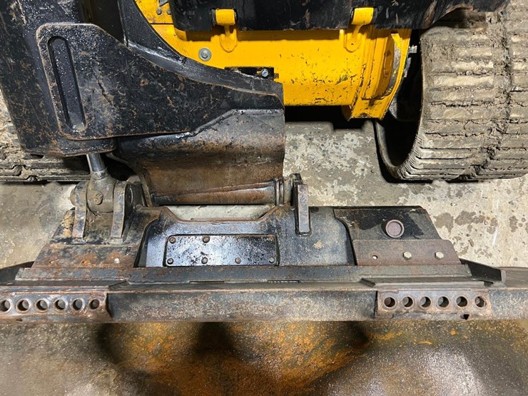 jcb-3ts-8t-image-10