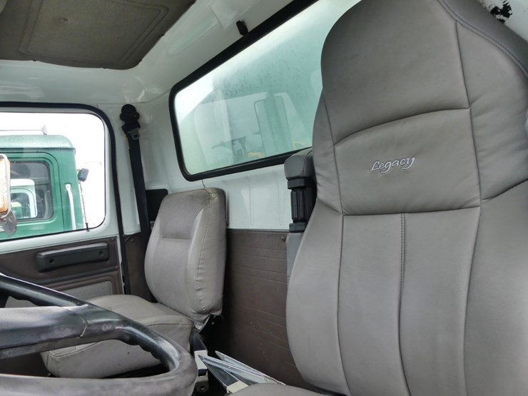 2000-international-4800-image-10