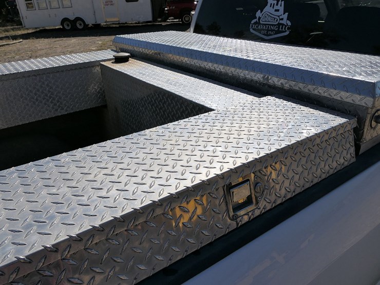 2020-dodge-ram-3500-image-15
