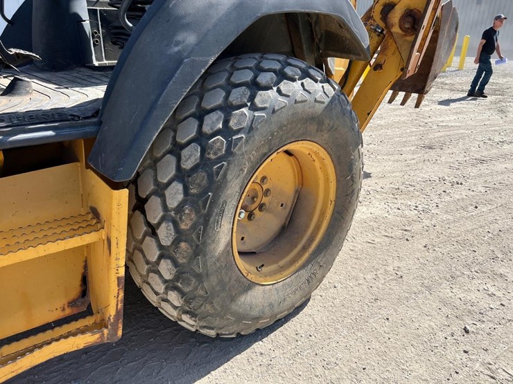 deere-310g-image-13