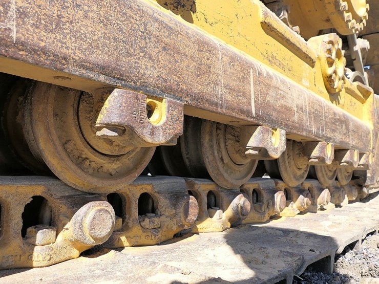 2004-caterpillar-d5n-image-12