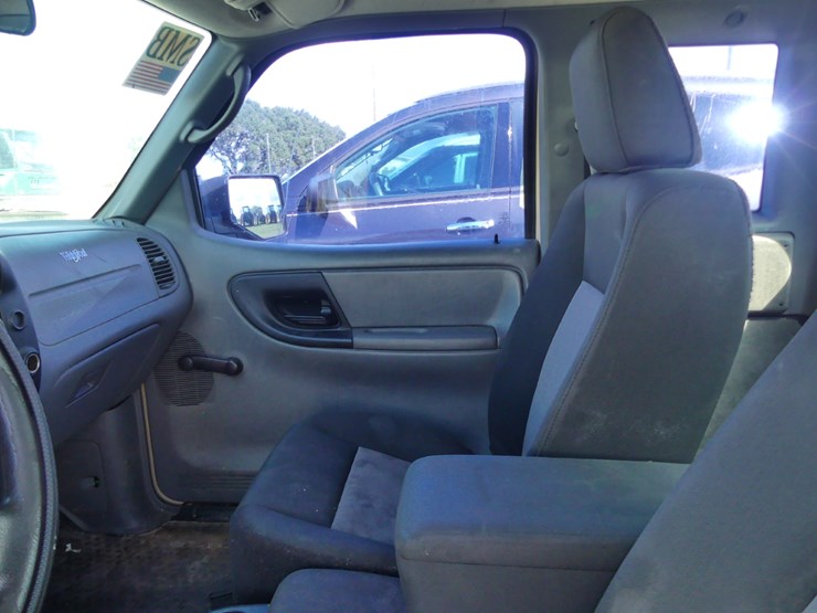 2011-ford-ranger-image-9