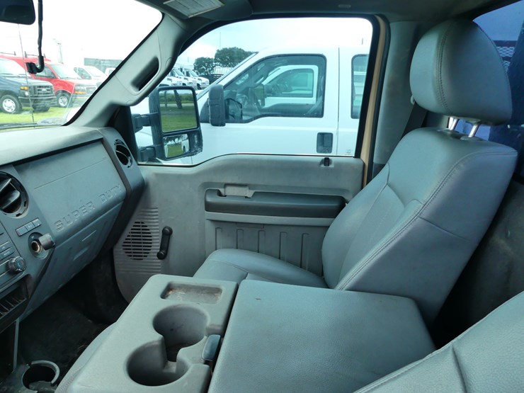 2015-ford-f250-xl-image-10