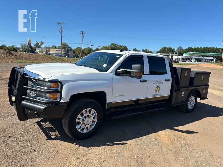 2019-chevrolet-silverado-3500hd-image-1