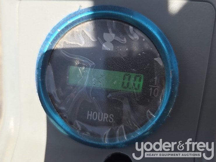 unused-newrick-zw322-image-44