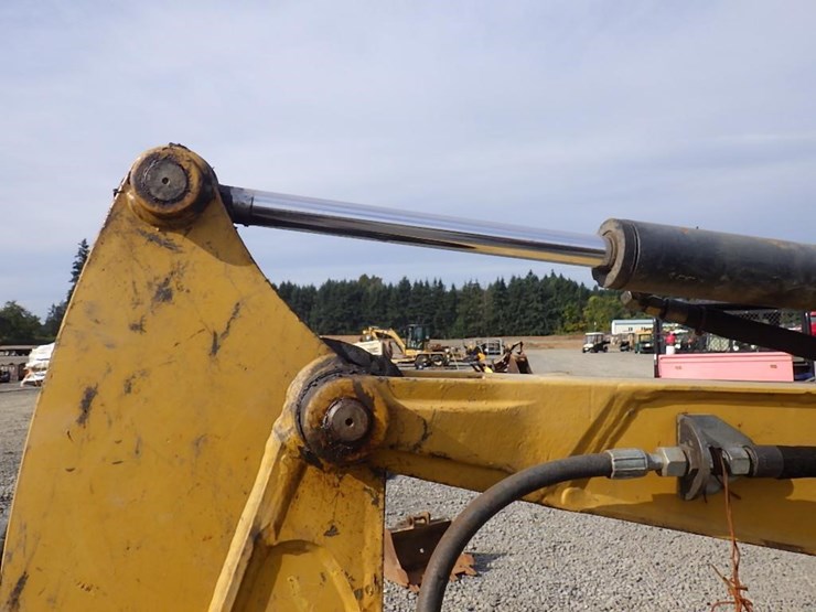caterpillar-301.7d-cr-image-12