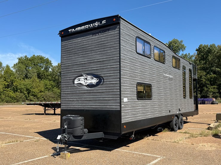 #6895-•-2024-forrest-river-timberwolf-mini-loft-camper-image-3