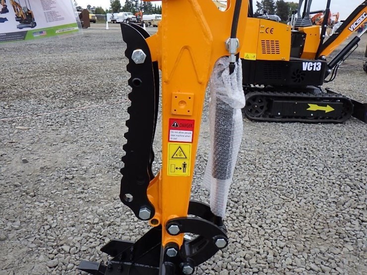 2025-vicsec-15-hydraulic-excavator-image-13