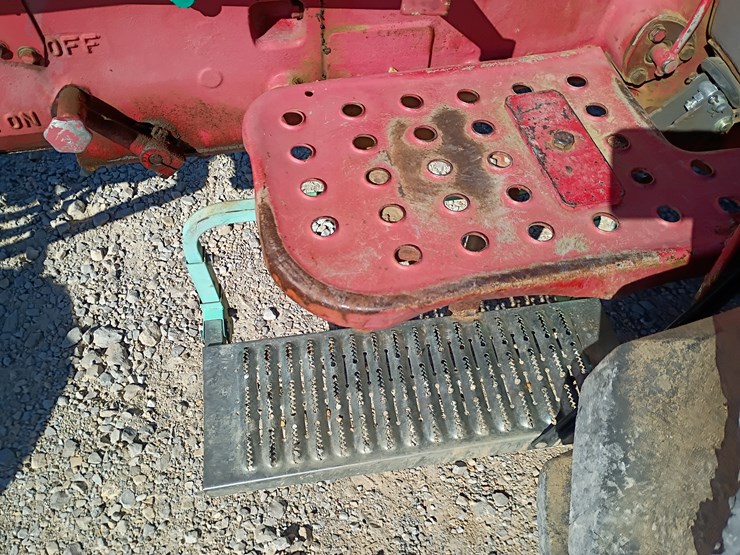 mahindra-c4005di-image-34