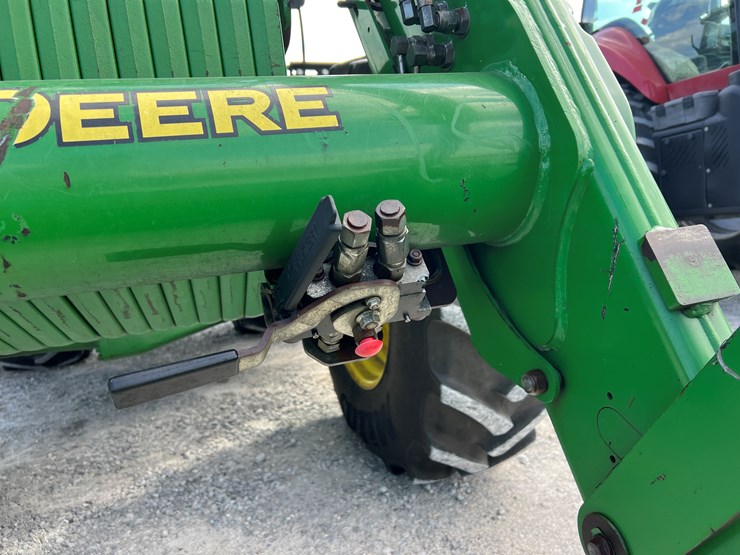 2014-john-deere-6175r-image-4
