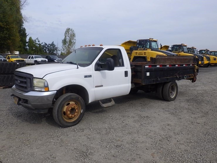 2004-ford-f550-image-1