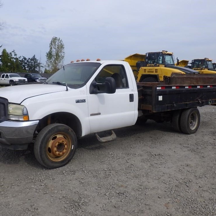 2004 FORD F550