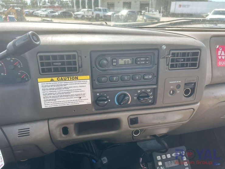 2002-ford-f450-image-37