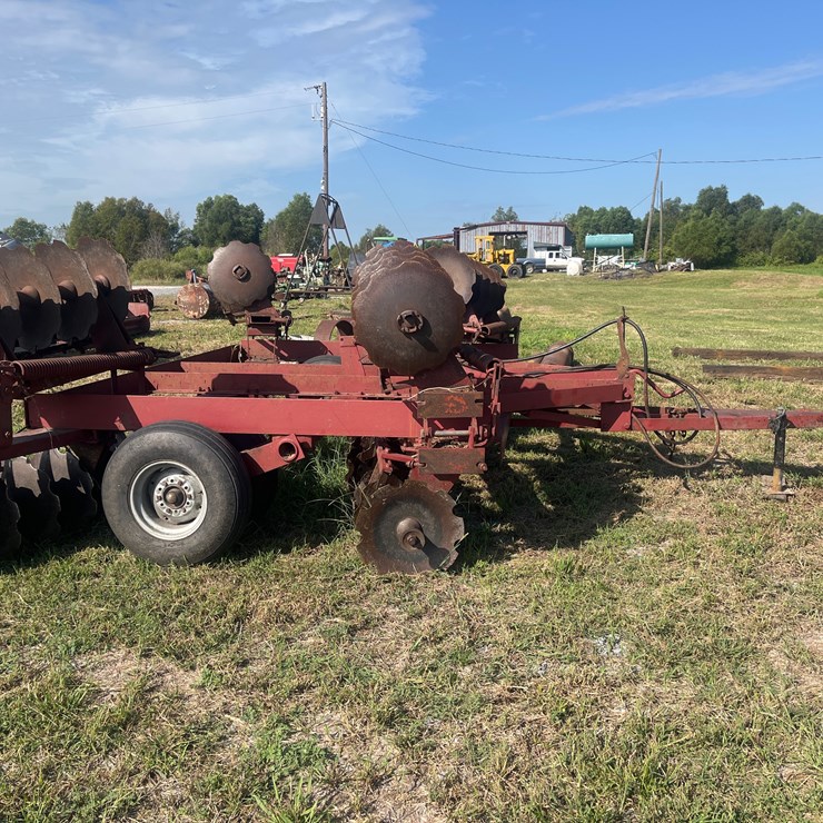 #140 • HEAVY DUTY FARM DISK