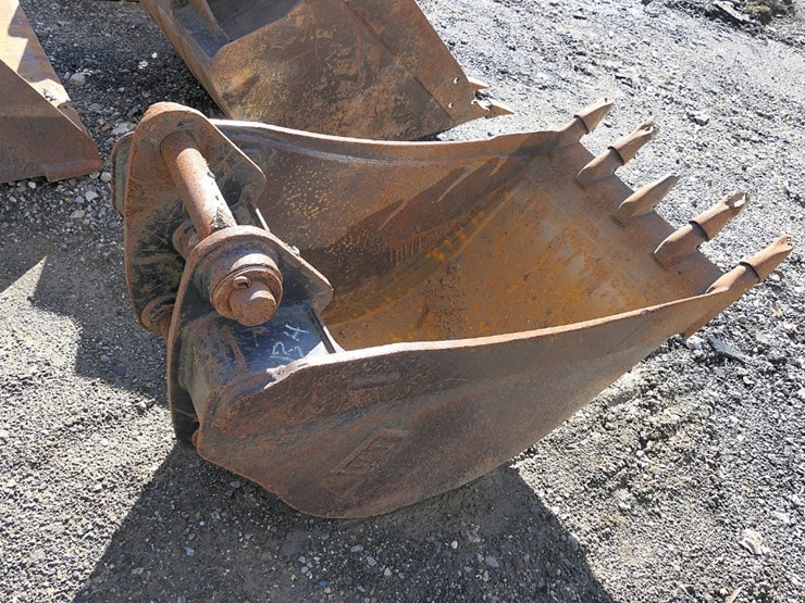 caterpillar-430d-image-2