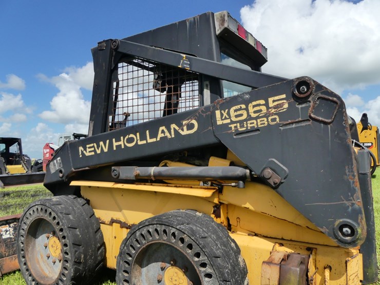 new-holland-lx665-image-6