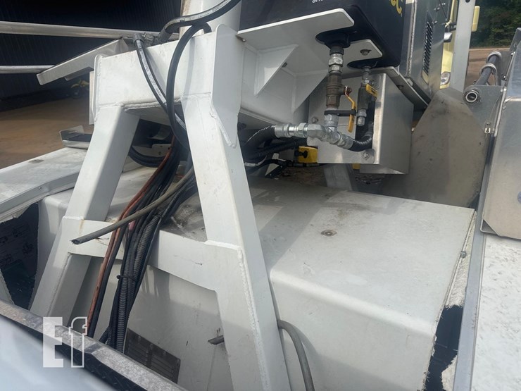 2020-altec-at200a-image-8