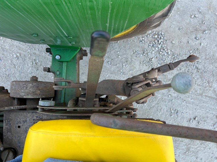 john-deere-530-image-26