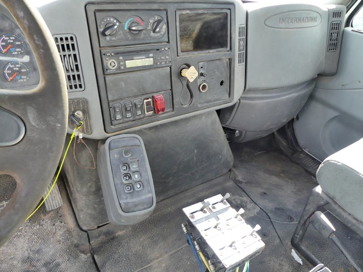 2006-international-4400-image-14