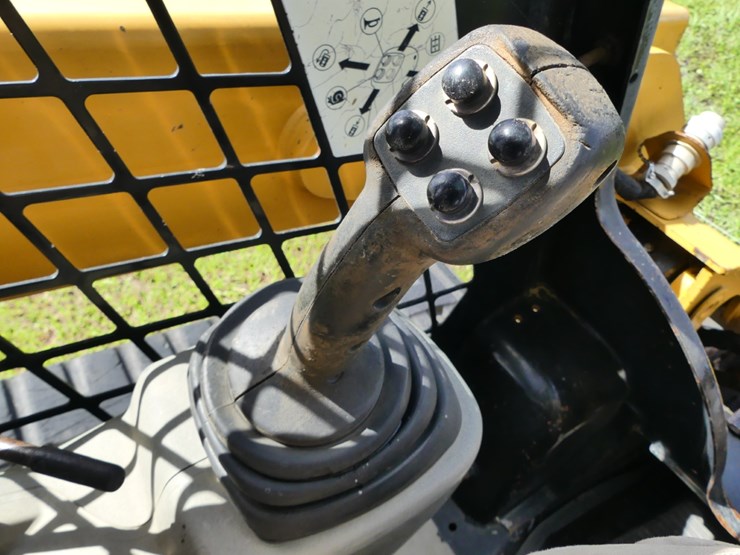 caterpillar-259d-image-12