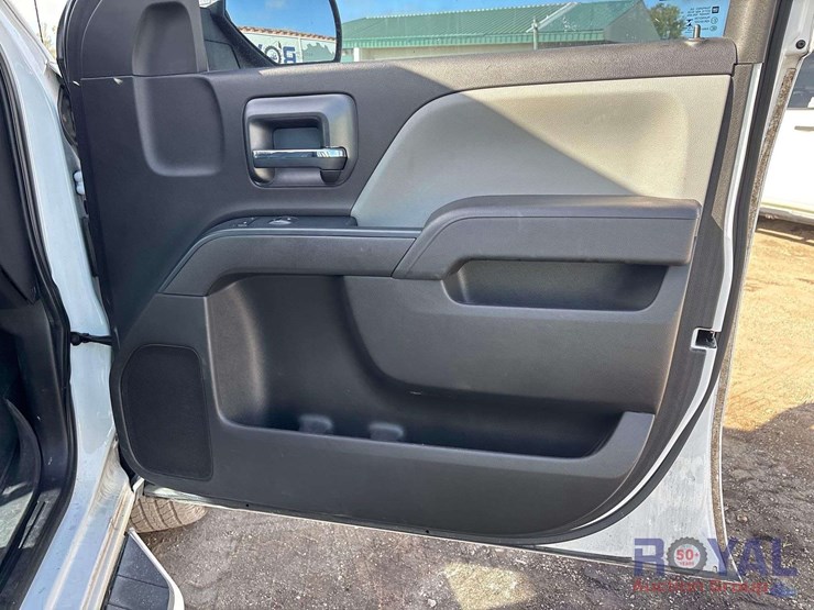 2017-chevrolet-silverado-1500-image-26