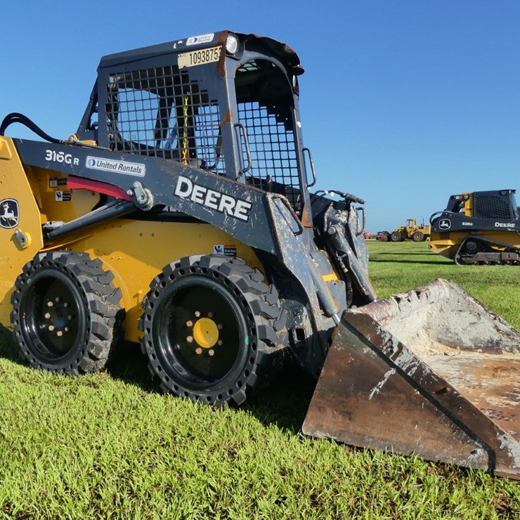DEERE 316GR