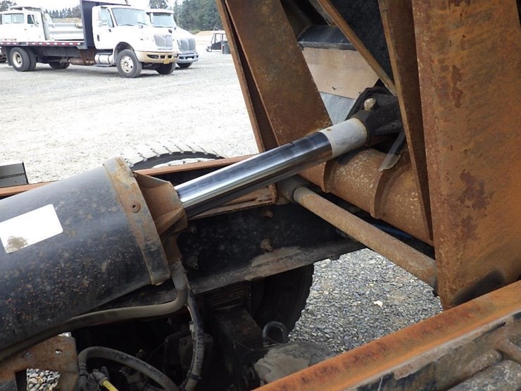 ford-f750-image-10